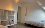 chambre 2 lit banquette double et lit 90 vue 4